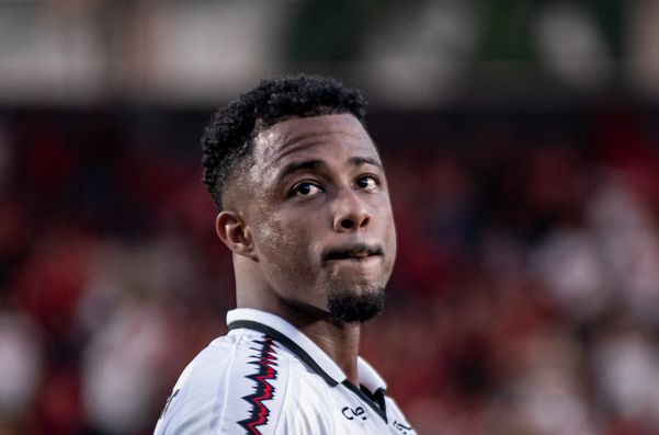 Matheus Trindade se firmou entre os titulares do Vitória