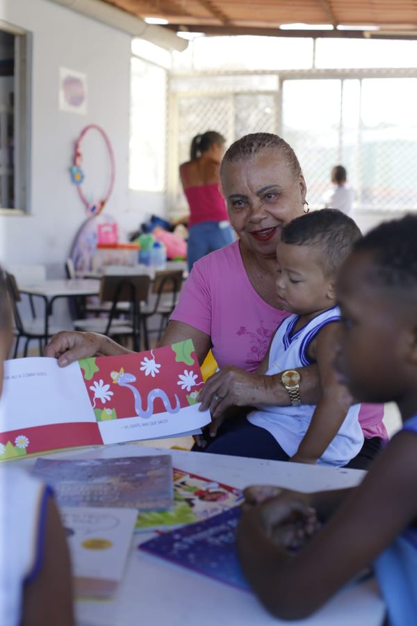 Dona Neném, fundadora da creche Béu Machado