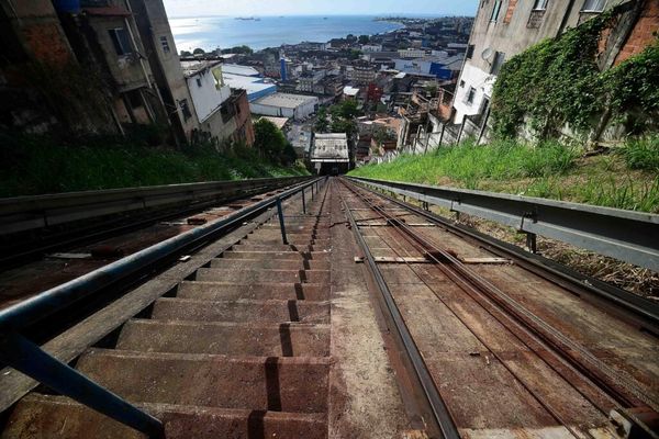 O ascensor voltará a operar na segunda-feira (2)