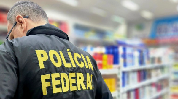 Na ação, foram mobilizados 240 policiais federais para o cumprimento de 62 mandados de busca e apreensão 