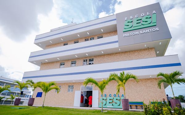 Escola SESI Milton Santos, em Camaçari 