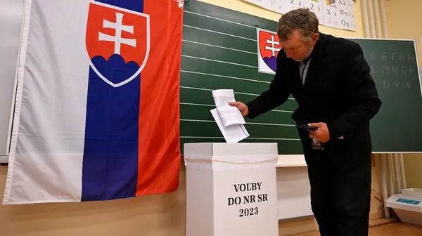 Roberto Fico vence eleição na Eslováquia após prometer fim de apoio à Ucrânia