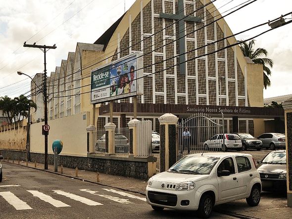 Imagem - Ex-alunos do Vieira defendem escola após ataque: 'Essa mãe não entendeu nada sobre o amor de Deus'