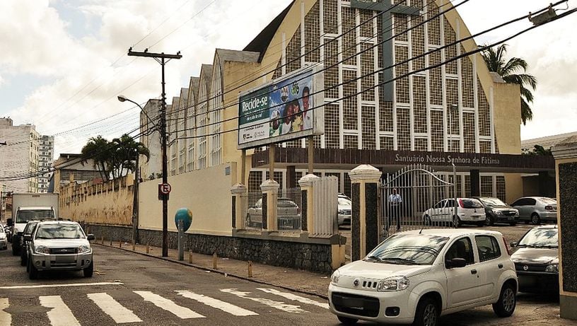 Imagem - Aluno com autismo é expulso de colégio nobre de Salvador após agredir estudantes, e mãe protesta: 'Descartaram como lixo'