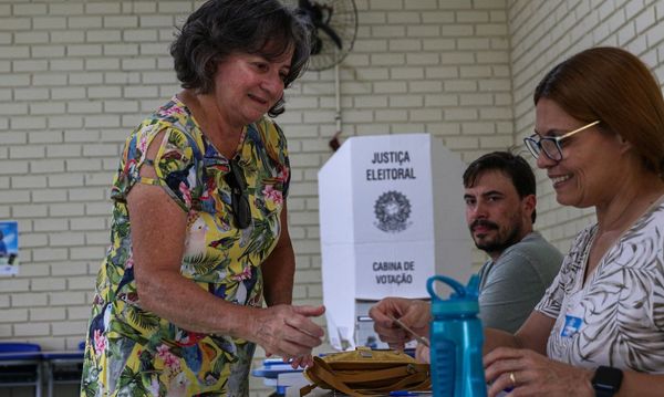 Votação aconteceu neste domingo