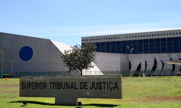  Superior Tribunal de Justiça (STJ)