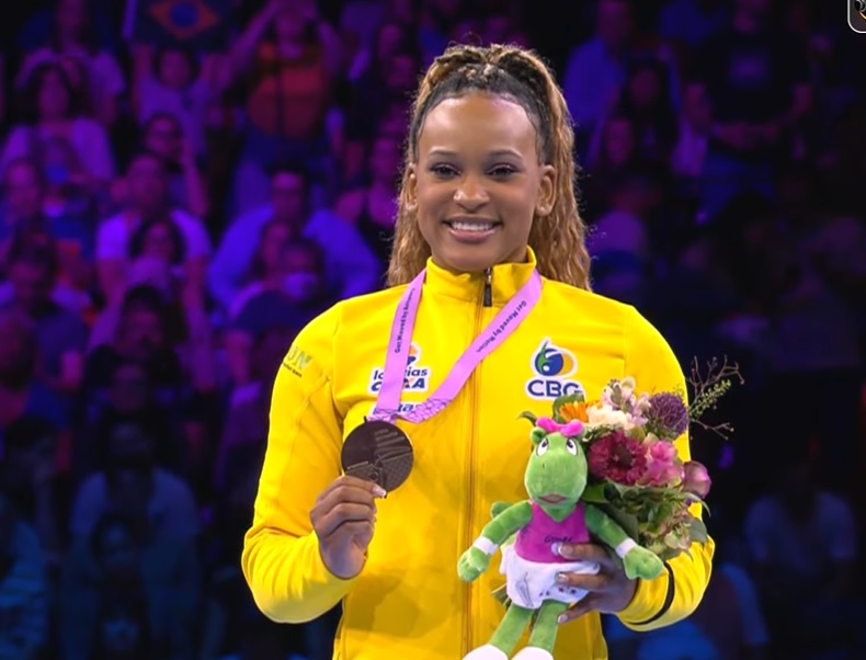 Veja quanto Rebeca Andrade ganhou de premiação em dinheiro pelo Mundial