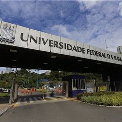 Imagem - Pagamento das bolsas de iniciação científica e extensão da Ufba sofre atraso