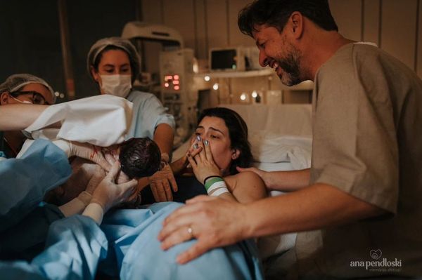 Michele Loreto compartilhou parto da filha Aurora