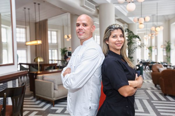 Os chefs Fabrício Lemos e Lisiane Arouca