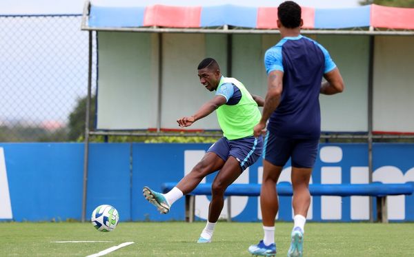 Kanu retorna ao Bahia após cumprir suspensão contra o Goiás