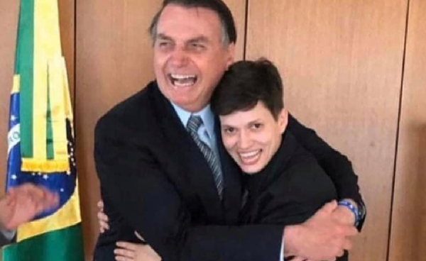 Karol Eller e Jair Bolsonaro