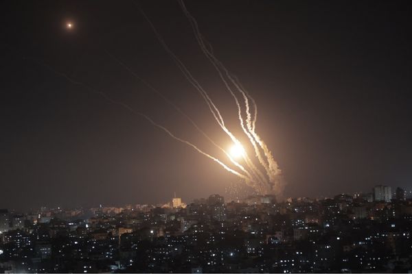 Bombardeio durante conflito entre Israel e Hamas