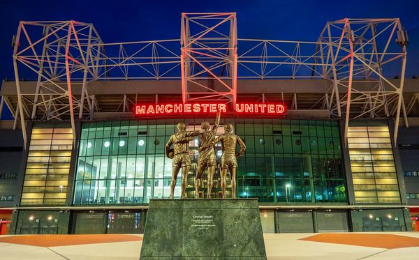 Xeque catari desiste da compra do Manchester United, segundo canal inglês