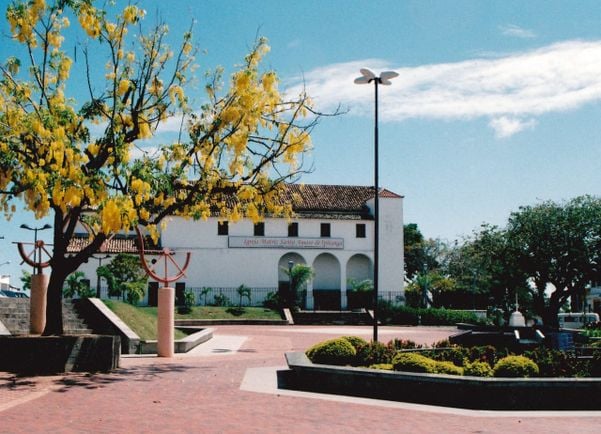 Praça da Matriz em Lauro de Freitas