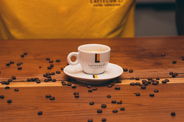Café Latitude 13