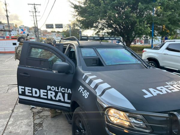 Polícia Federal dá apoio a operação em Salvador