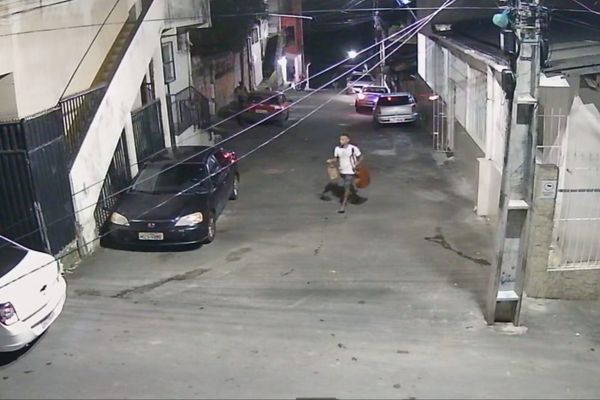 Imagens mostram homem após roubo