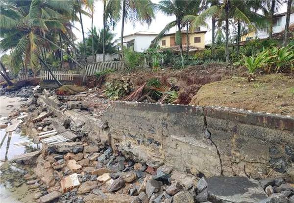 Áreas que foram afetadas pela erosão marinha