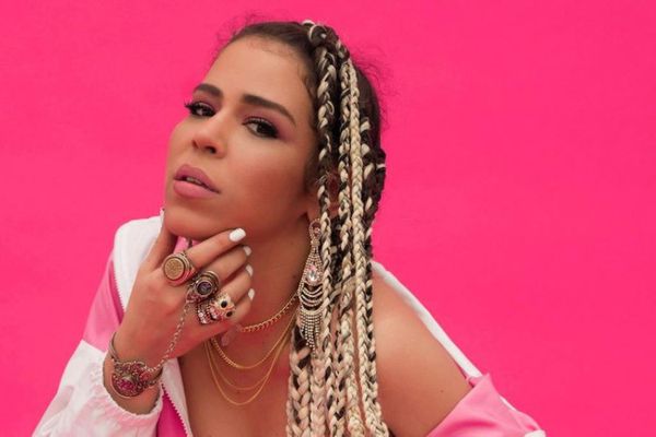 Música de Flora Matos de 2018 viraliza e chega ao top 3 do Spotify