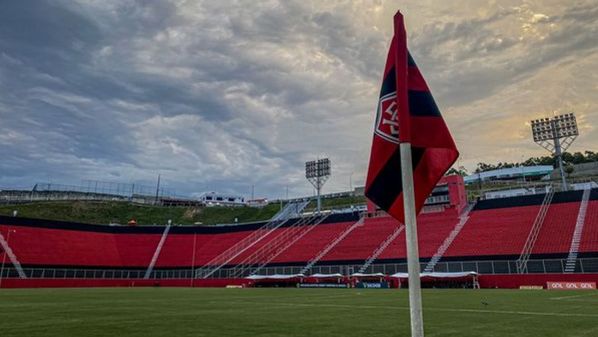 Confira valores e onde comprar ingressos para o jogo entre Vitória e Santos