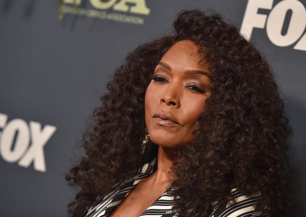 Atriz de Pantera Negra, Angela Bassett