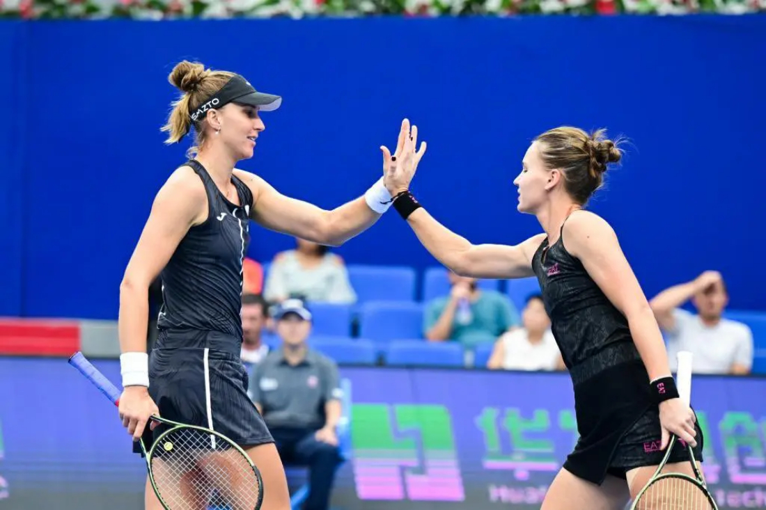 Bia Haddad e Kudermetova caem nas quartas do WTA de Pequim