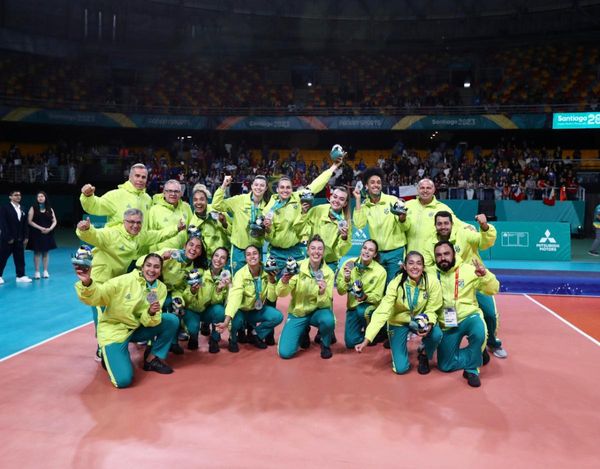 Vôlei ficou com a medalha de prata