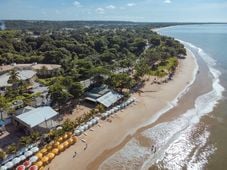 Imagem - Paraíso turístico da Bahia vai cobrar taxa de até R$ 90 para entrada de veículos visitantes