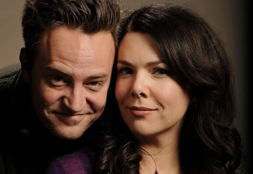 Matthew Perry e Lauren Graham por Divulgação