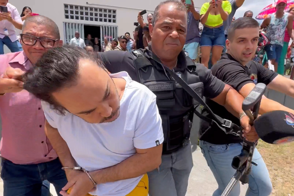 Audiência de custodia aconteceu no Fórum em Dias D’Ávila por Reprodução/YouTube