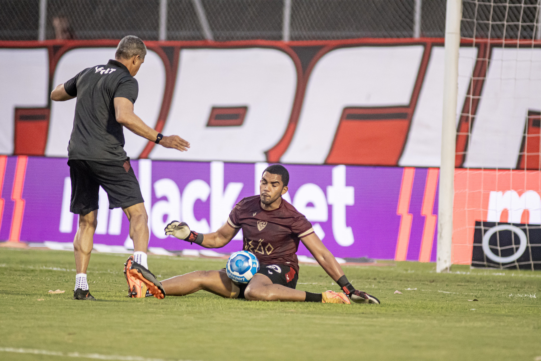 Vitória se prepara para sequência de 4 jogos em 11 dias pela Série B