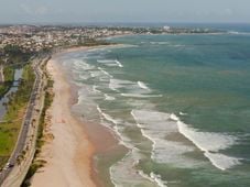 Imagem - Casal se afoga em praia de Salvador, e um deles não sobrevive