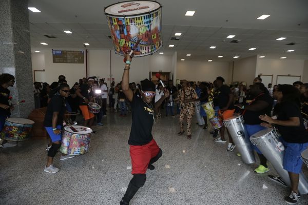 Percussão foi um dos destaques da abertura