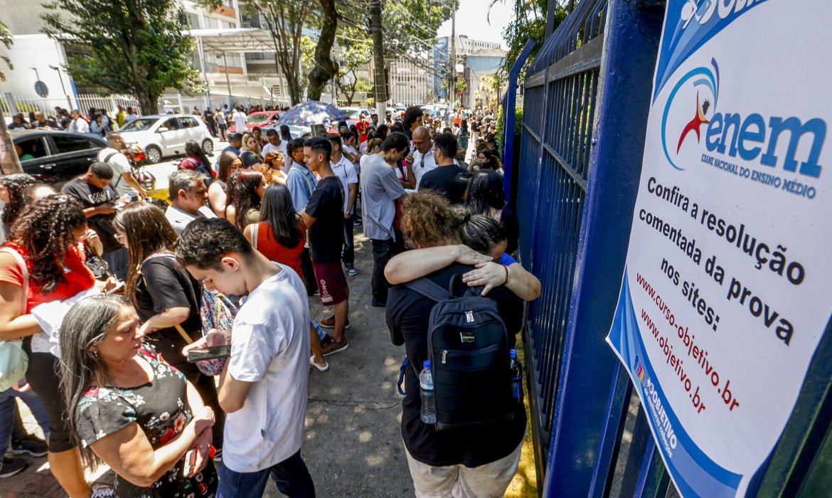 Alunos prejudicados por intercorrências poderão fazer Enem em dezembro