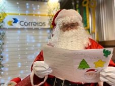 Imagem - Natal dos Correios doa presentes a crianças baianas em vulnerabilidade social