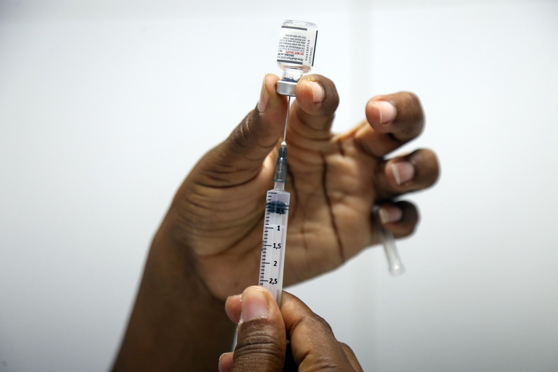 Ela não se integra permanentemente ao DNA do paciente por Bruno Concha/Secom PMS