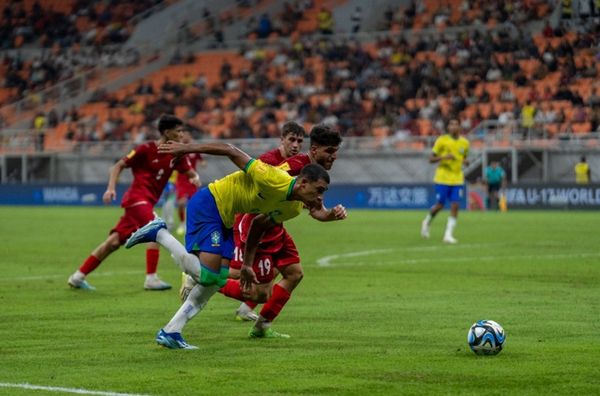 Seleção Brasileira é superada pelo Irã na estreia da Copa do Mundo Sub