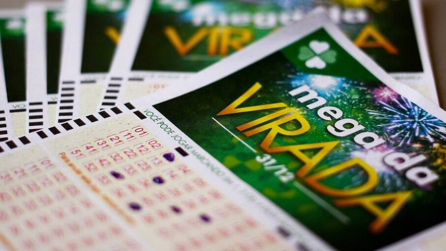 Mega da Virada: quanto pagam quina e quadra com prêmio de R$ 1 bilhão ...