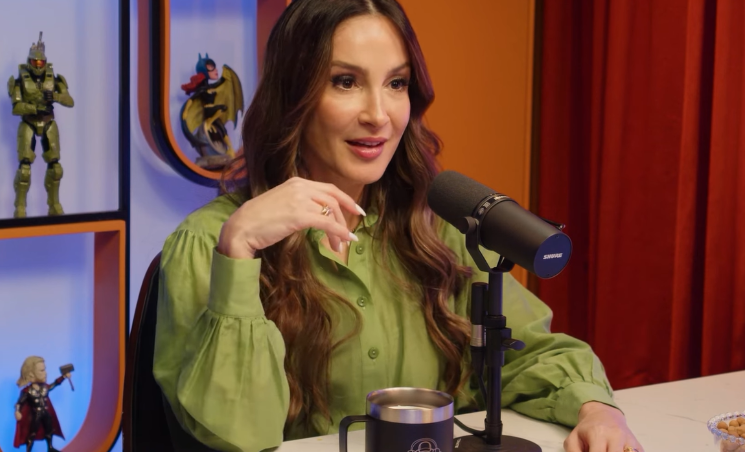 Claudia Leitte comenta sobre primeira vez no trio elétrico por YouTube