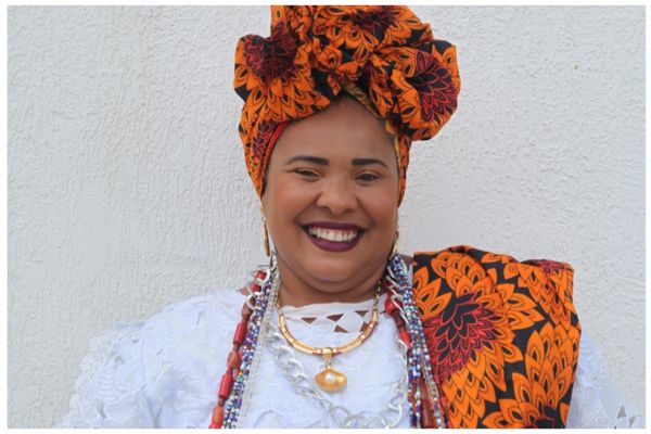 Mostra fotográfica a céu aberto homenageia Baianas do Acarajé