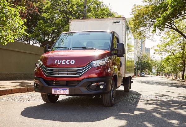 O Daily Hi-Matic é o primeiro comercial leve com câmbio automático produzido no Brasil