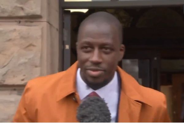 Benjamin Mendy busca receber seus salários devidos até o final do contrato com o time inglês, encerrado em junho de 2023