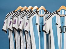 Imagem - ‘Lei anti-Messi’: Por que o estádio paraguaio proibiu camisas do argentino