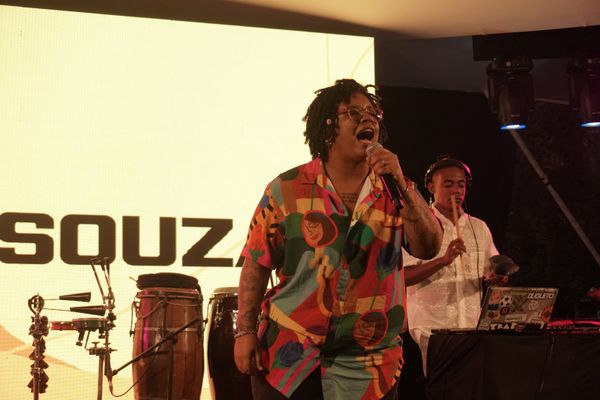 Jann Souza deu início à parte musical do festival