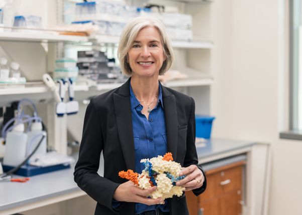 Ganhadora do Prêmio Nobel, Jennifer Doudna, lidera o IGI, que desenvolve uma parceria com o IDOR