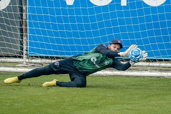 O goleiro Thiago Rodrigues será titular do Vitória contra a Chapecoense