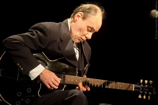 Lanny Gordin em 2011