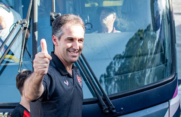 Depois de erguer a taça da Série B com o Vitória, o técnico Léo Condé vai tentar fazer o mesmo no Baiano em 2024