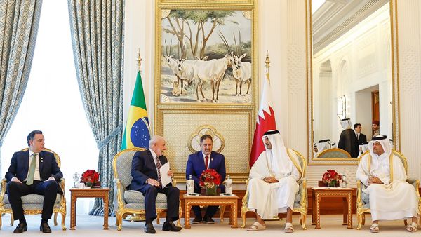  Presidente da República, Luiz Inácio Lula da Silva, durante reunião ampliada com o Emir do Catar, Tamim bin Hamad al-Thani.